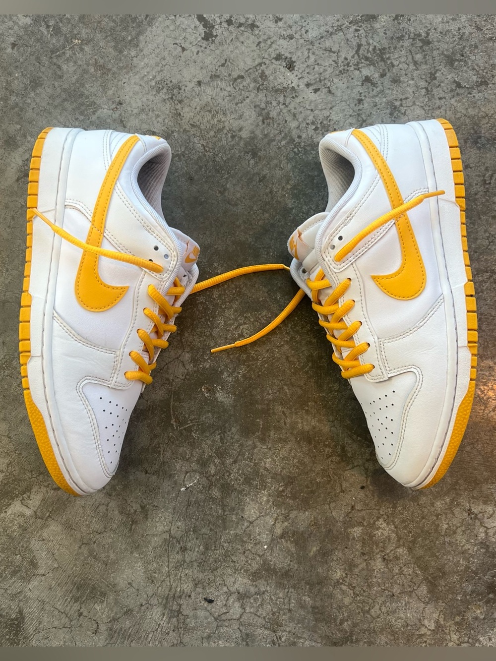 Nike Dunk Low White University Gold Yellow Sneakers Men’s Size 8 DV0831-110